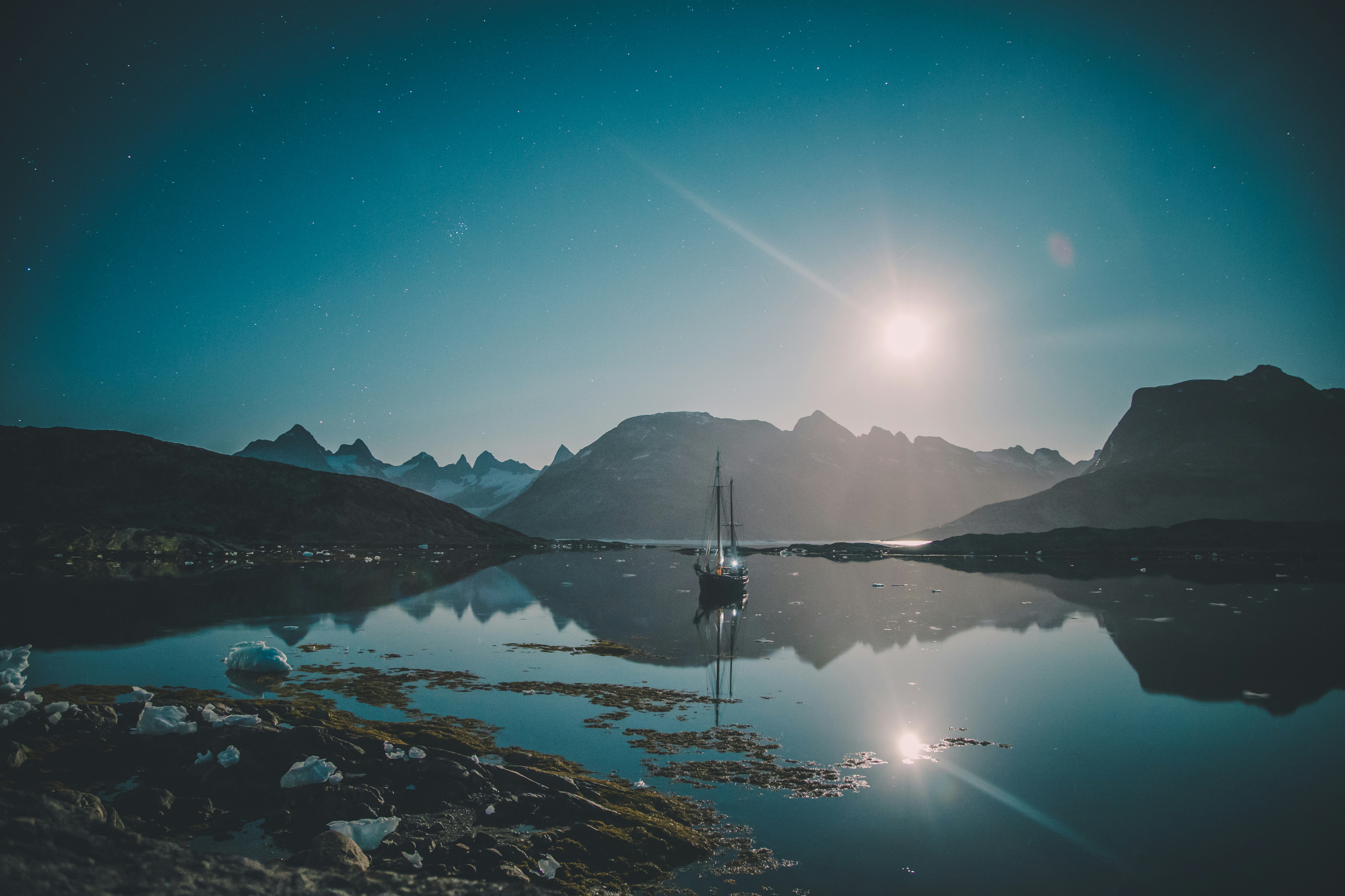 A photo of a boat